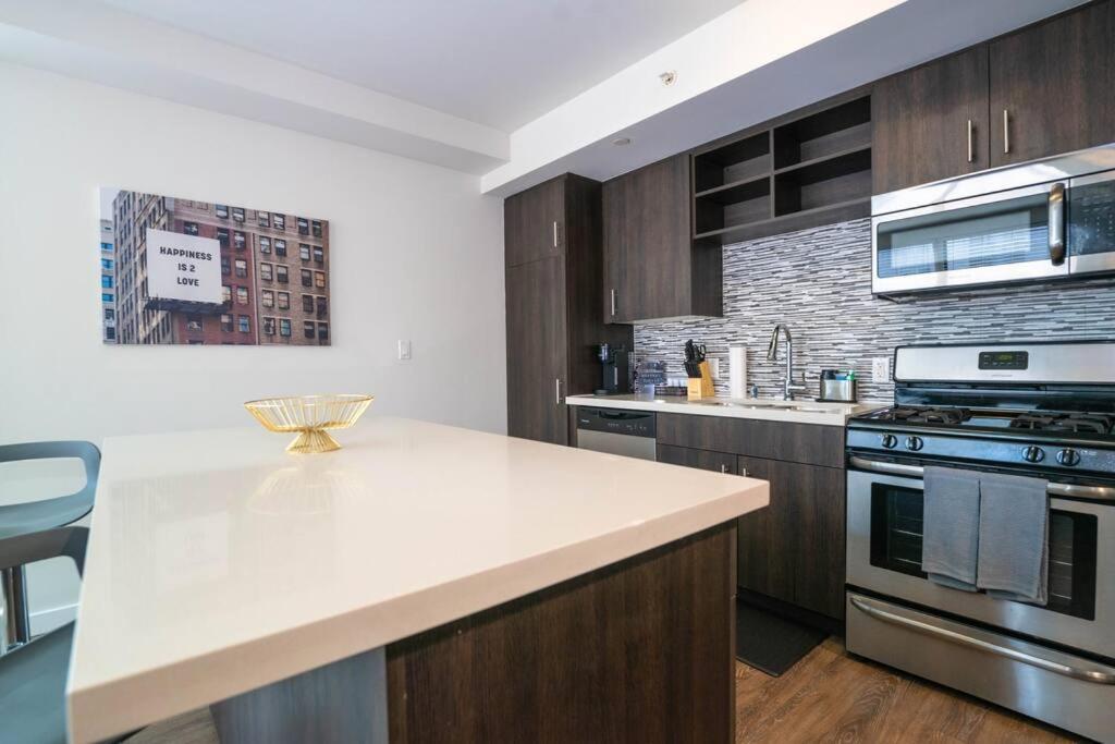 Specials- Spot Dtla- Free Parking Los Angeles