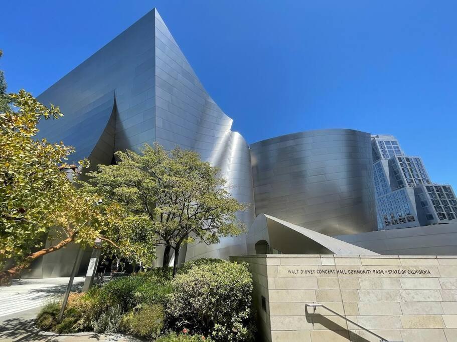 Specials- Spot Dtla- Free Parking Apartment Los Angeles