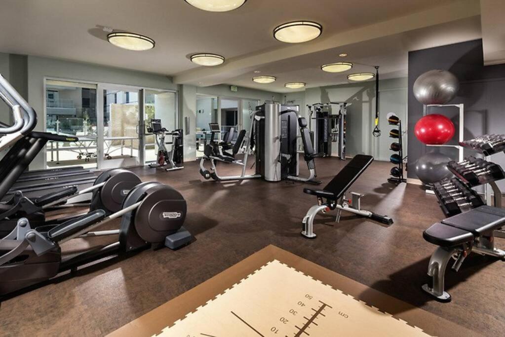 Apartment Specials- Spot Dtla- Free Parking Los Angeles